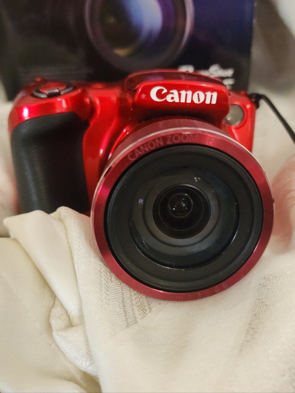 Canon PowerShot SX420 IS Digital Camera Red 42x Zoom 20.0mp